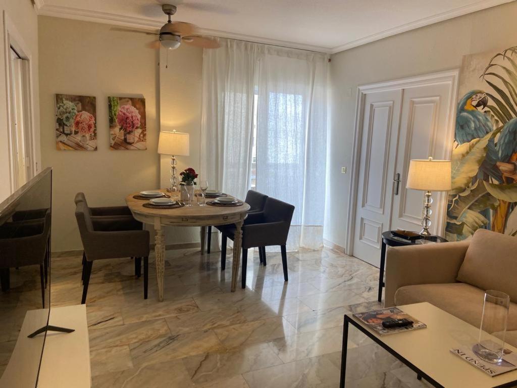Precioso Apartamento Los Remedios Triana Plaza Espana Y Centro Historico Sevilla Eksteriør billede